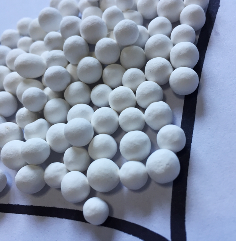 氧化鋁(lü)球石.png